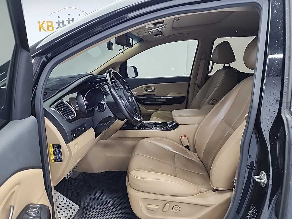 기아 카니발 더 뉴 카니발 디젤 7인승 리무진 VIP 이미지 11