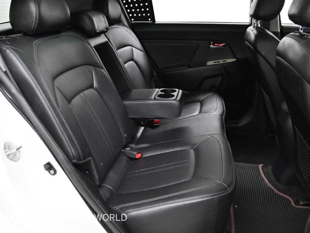 기아 스포티지 스포티지 R 2WD TLX 최고급형 이미지 12