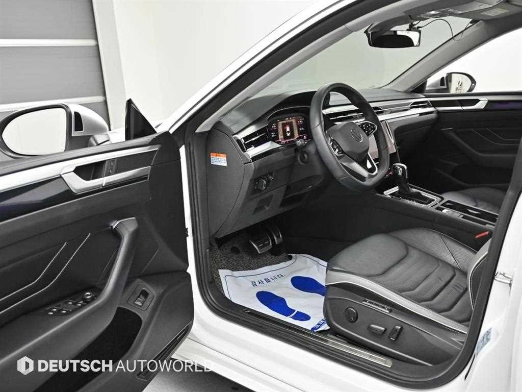 폭스바겐 아테온 2.0 TDI 프레스티지 이미지 11