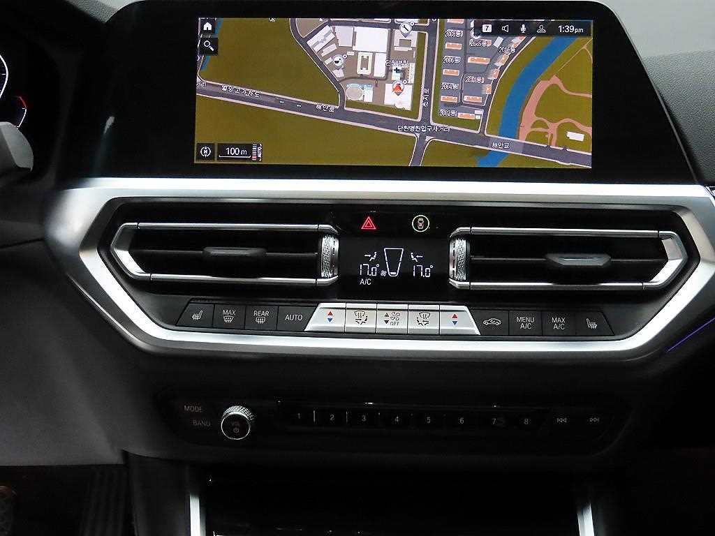BMW 3시리즈 3시리즈 (G20) 320i M 스포츠 이미지 14