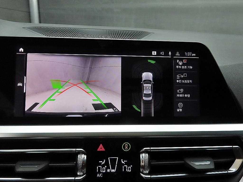 BMW 3시리즈 3시리즈 (G20) 320i M 스포츠 이미지 16