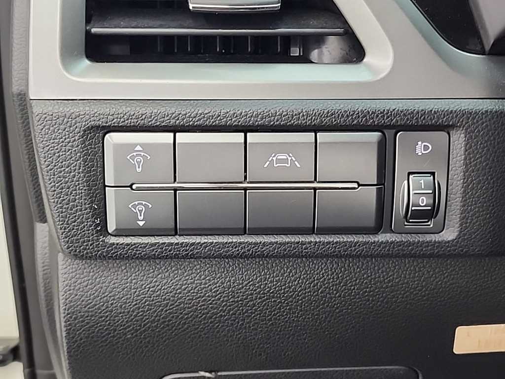 KG모빌리티(쌍용) 코란도 뷰티풀코란도 2WD 가솔린 1.5 C5 플러스 이미지 19