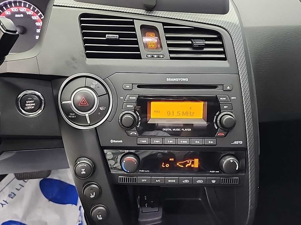KG모빌리티(쌍용) 코란도 코란도스포츠 디젤 4WD 익스트림 이미지 12