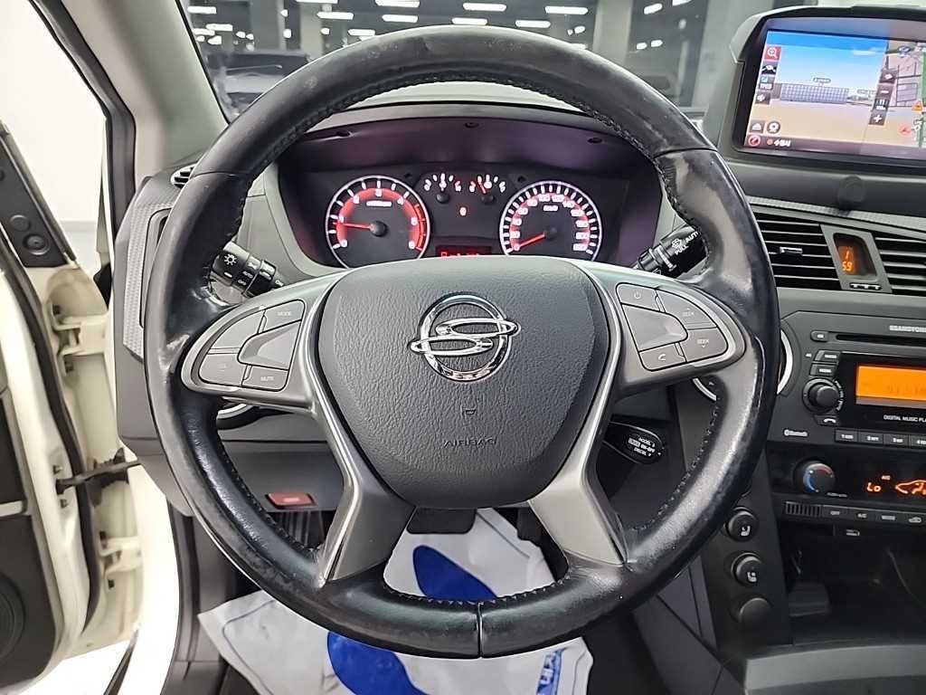 KG모빌리티(쌍용) 코란도 코란도스포츠 디젤 4WD 익스트림 이미지 8