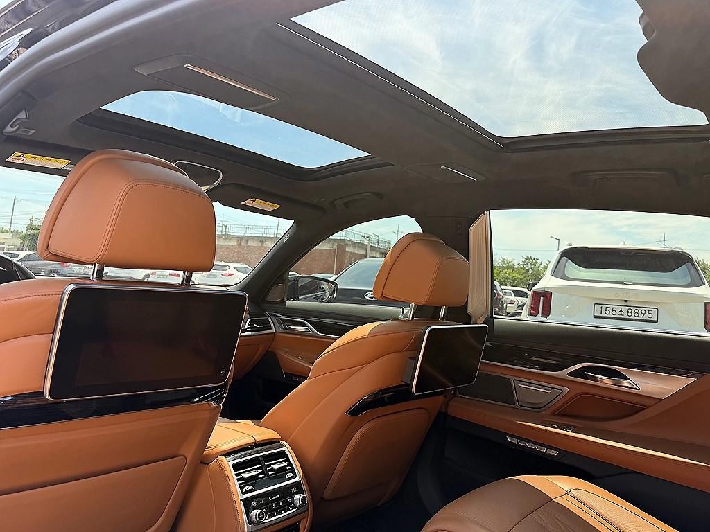 BMW 7시리즈 7시리즈 (G11) 740Li xDrive 이미지 17
