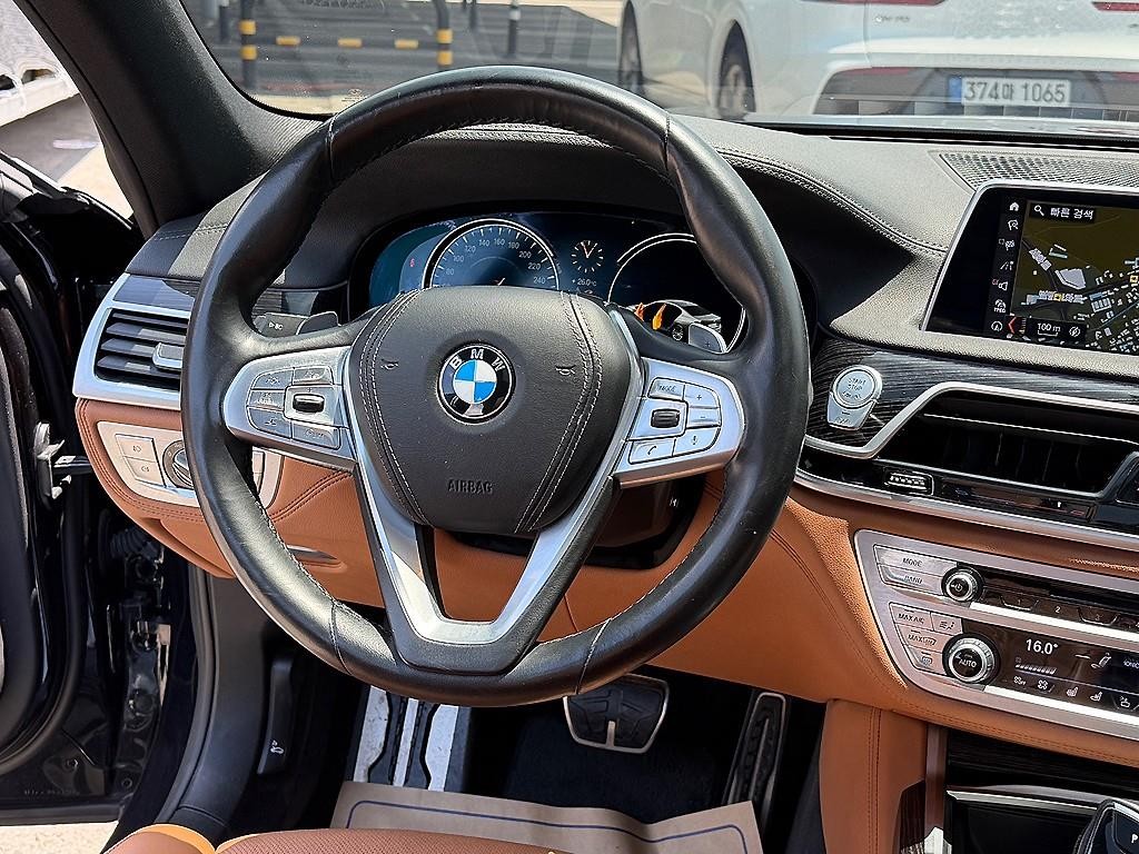 BMW 7시리즈 7시리즈 (G11) 740Li xDrive 이미지 8