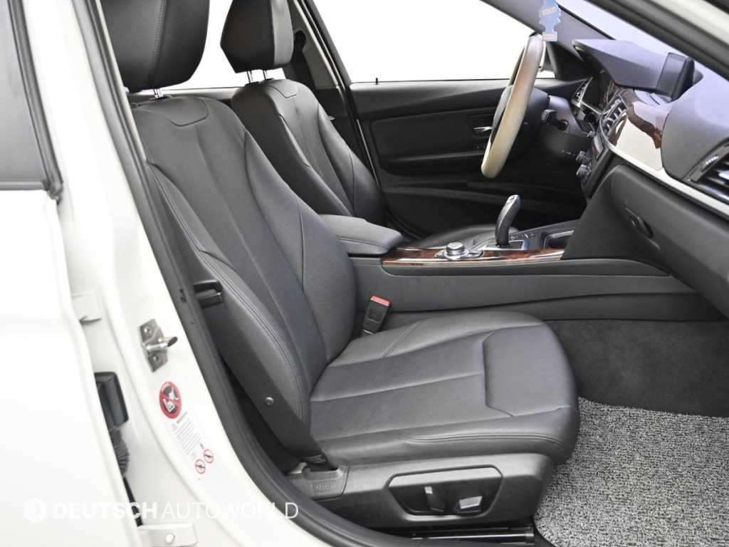 BMW 3시리즈 3시리즈 (F30) 320i 이미지 10