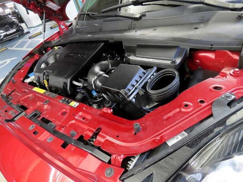 재규어 E-PACE D180 S 이미지 19