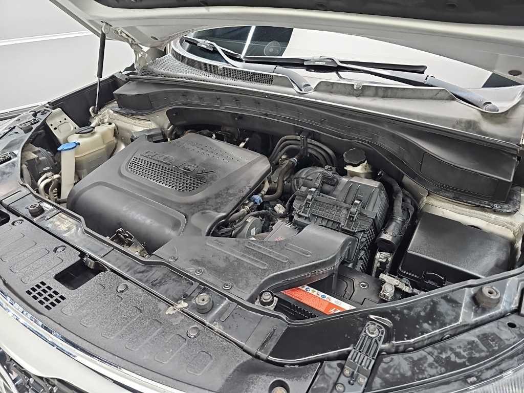 기아 쏘렌토 뉴 쏘렌토 R 2WD 2.0 TLX 스페셜 이미지 5