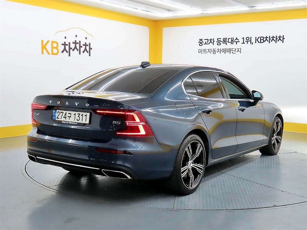 볼보 S60 S60(3세대) B5 인스크립션 이미지 4