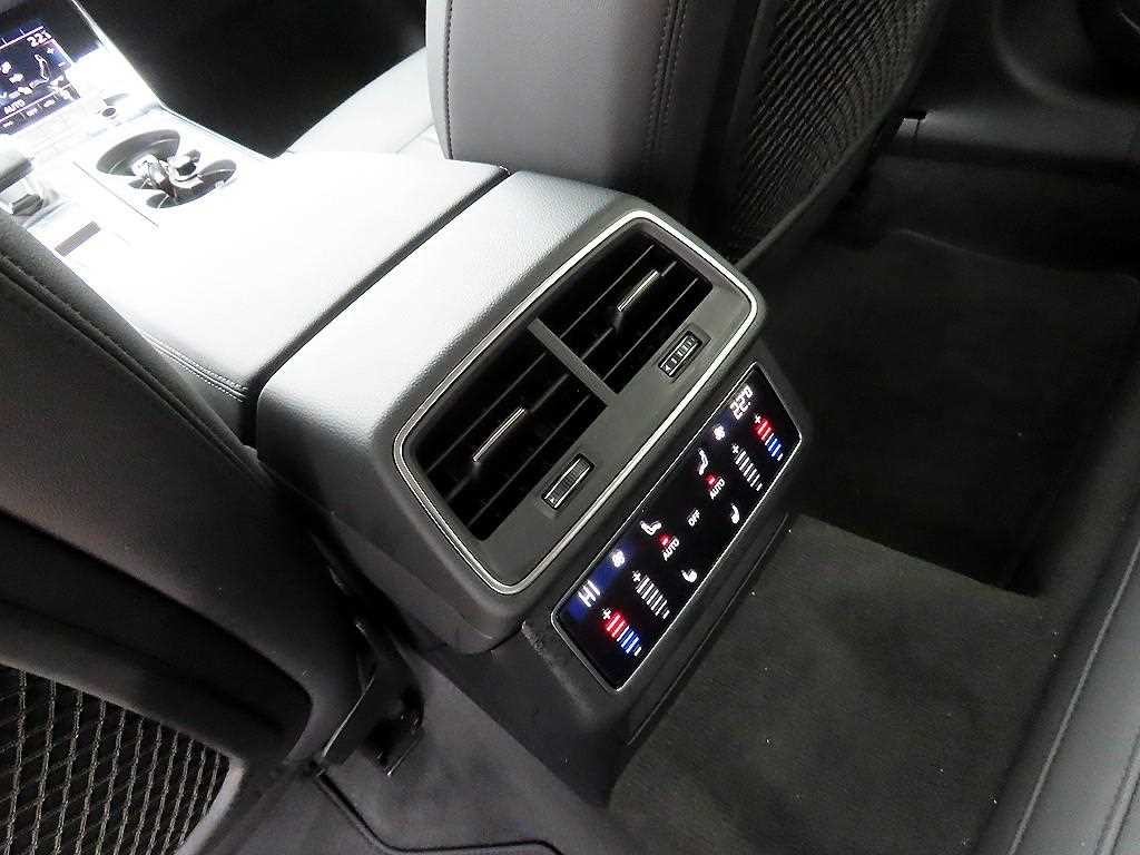 아우디 A6 A6 (C8) 40 TDI 이미지 16