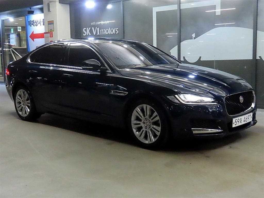 재규어 XF XF(X260) 2.0D 포트폴리오 이미지 1