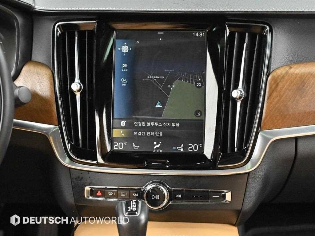 볼보 S90 D5 AWD 인스크립션 이미지 14