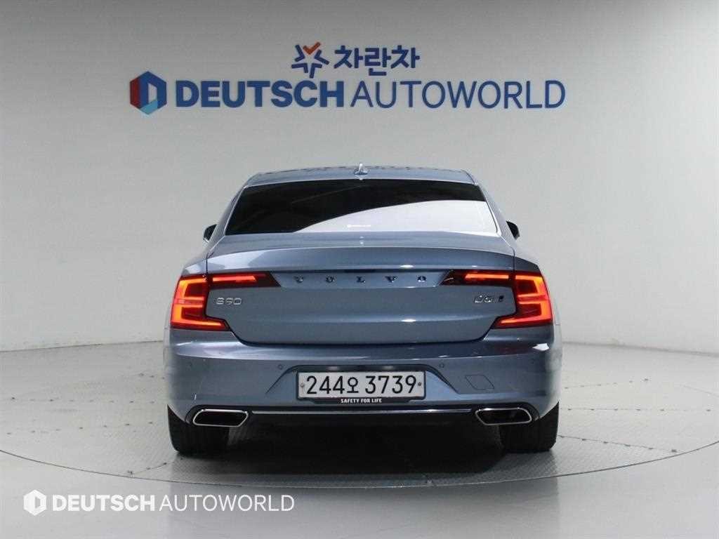 볼보 S90 D5 AWD 인스크립션 이미지 5