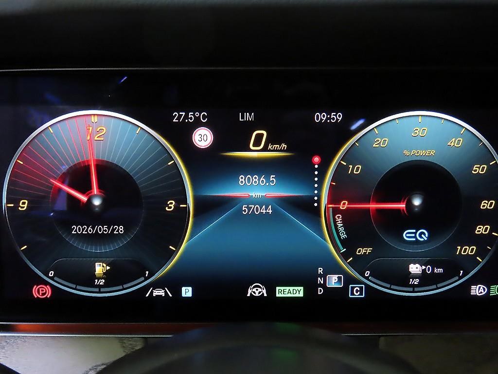 벤츠 E 클래스 E-클래스 W213 E300e 4MATIC 익스클루시브 이미지 9