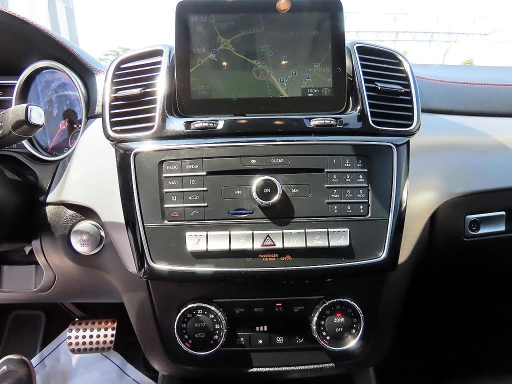 벤츠 GLE 클래스 GLE 클래스 W166 GLE 350 d 4MATIC 쿠페 이미지 13