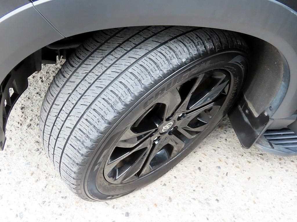 KG모빌리티(쌍용) 렉스턴 올 뉴 렉스턴 (Y450) 디젤 2.2 4WD 더 블랙 이미지 20