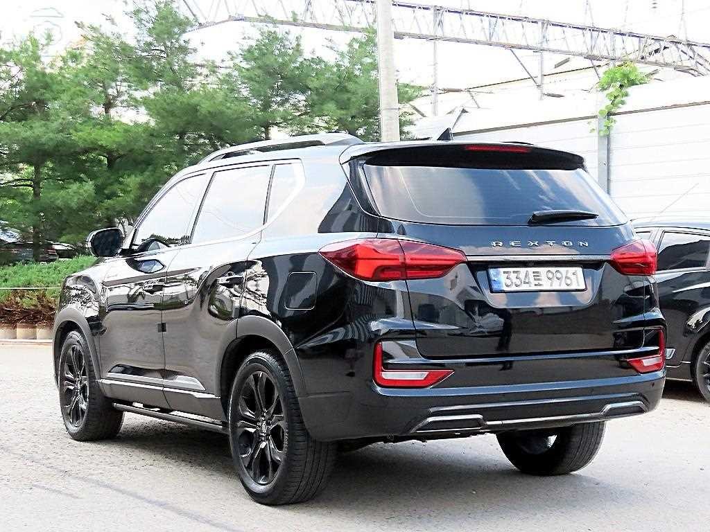 KG모빌리티(쌍용) 렉스턴 올 뉴 렉스턴 (Y450) 디젤 2.2 4WD 더 블랙 이미지 3