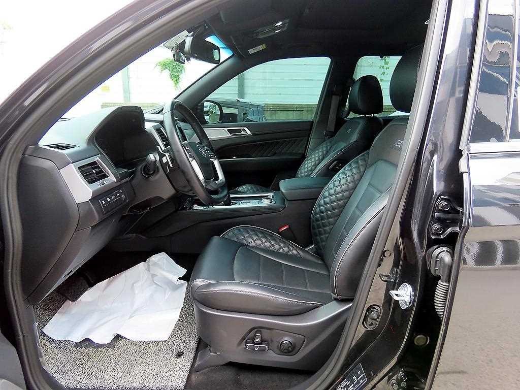 KG모빌리티(쌍용) 렉스턴 올 뉴 렉스턴 (Y450) 디젤 2.2 4WD 더 블랙 이미지 6