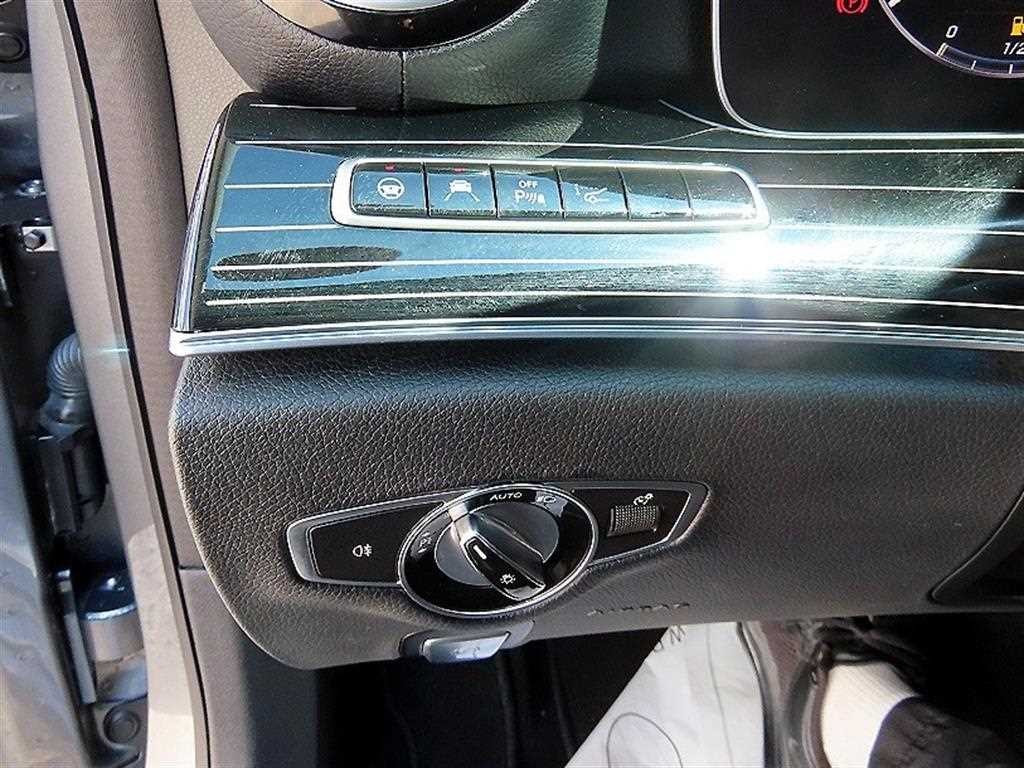 벤츠 CLS 클래스 CLS클래스 C257 CLS 450 4MATIC AMG Line 이미지 13