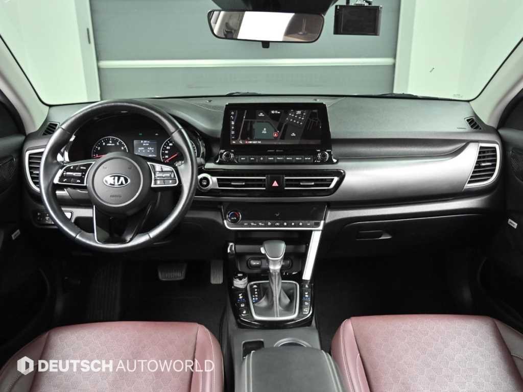 기아 셀토스 가솔린 1.6 터보 4WD 시그니처 이미지 7