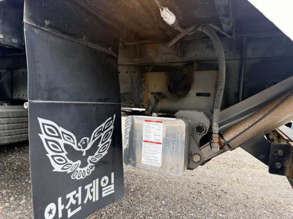 중대형화물 탑차/윙바디 윙바디 5.5톤이상 이미지 13