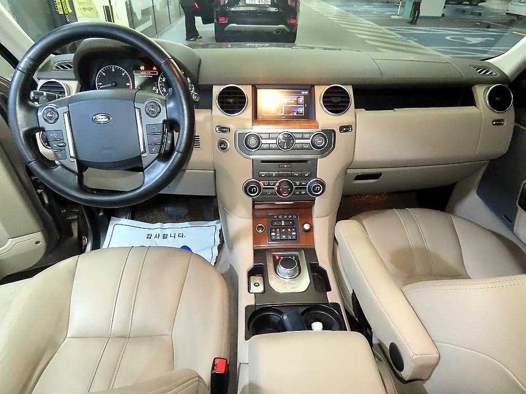 랜드로버 디스커버리 디스커버리4 3.0 SDV6 SE 이미지 10