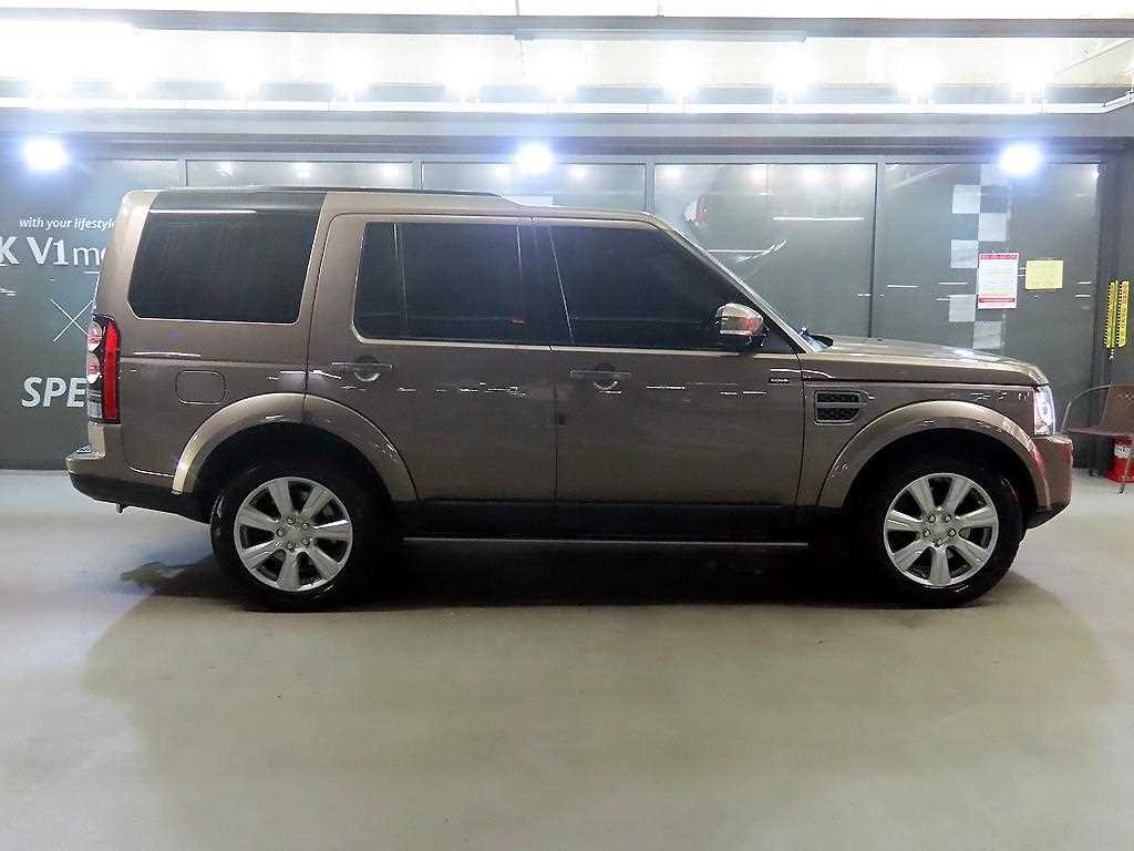 랜드로버 디스커버리 디스커버리4 3.0 SDV6 SE 이미지 3