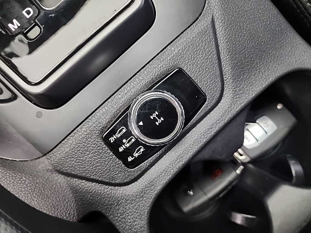 KG모빌리티(쌍용) 렉스턴 더 뉴 렉스턴 스포츠 칸 디젤 2.2 4WD 프레스티지 이미지 19