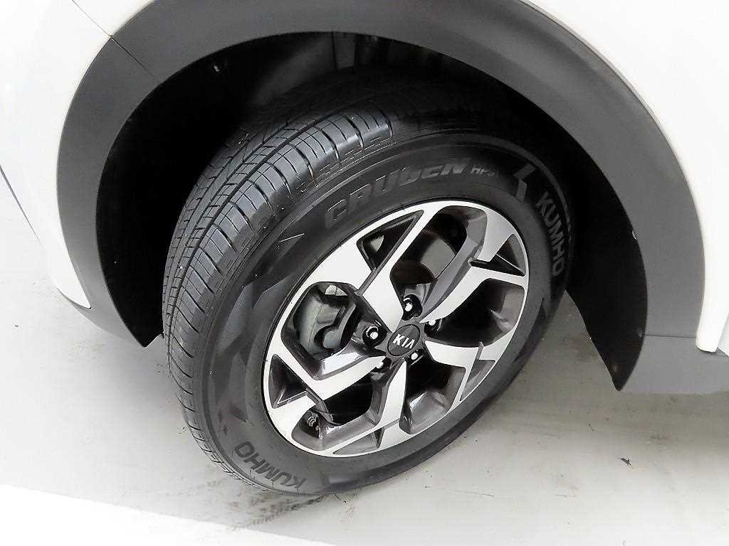 기아 스포티지 스포티지 더 볼드 2.0 디젤 4WD 럭셔리 이미지 19