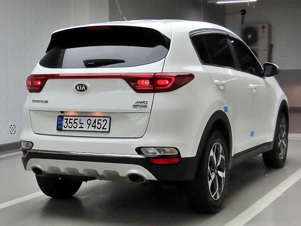 기아 스포티지 스포티지 더 볼드 2.0 디젤 4WD 럭셔리 이미지 4