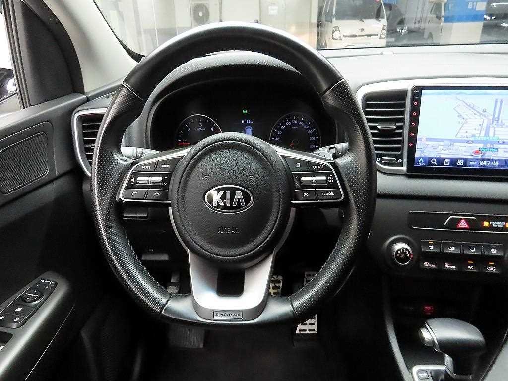 기아 스포티지 스포티지 더 볼드 2.0 디젤 4WD 럭셔리 이미지 7