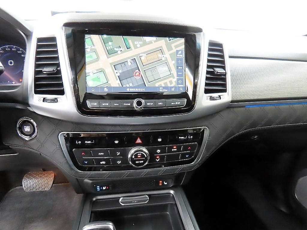 KG모빌리티(쌍용) 렉스턴 올 뉴 렉스턴 (Y450) 디젤 2.2 4WD 프레스티지 이미지 14