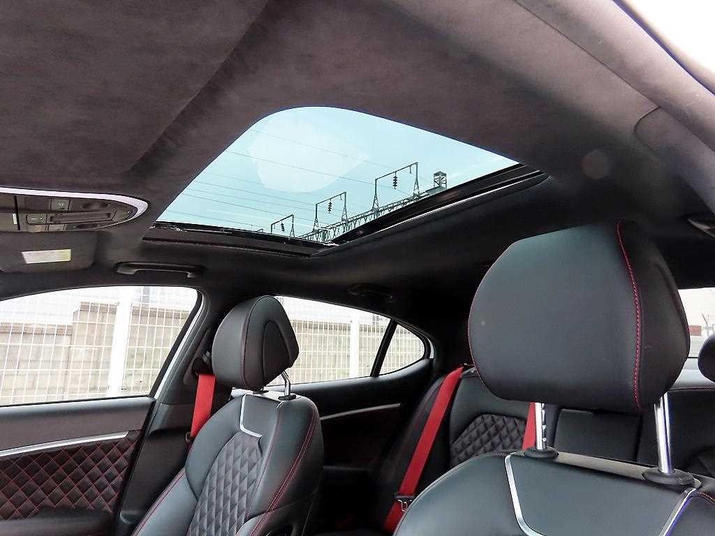 제네시스 G70 더 뉴 G70 가솔린 2.0T 2WD 이미지 15