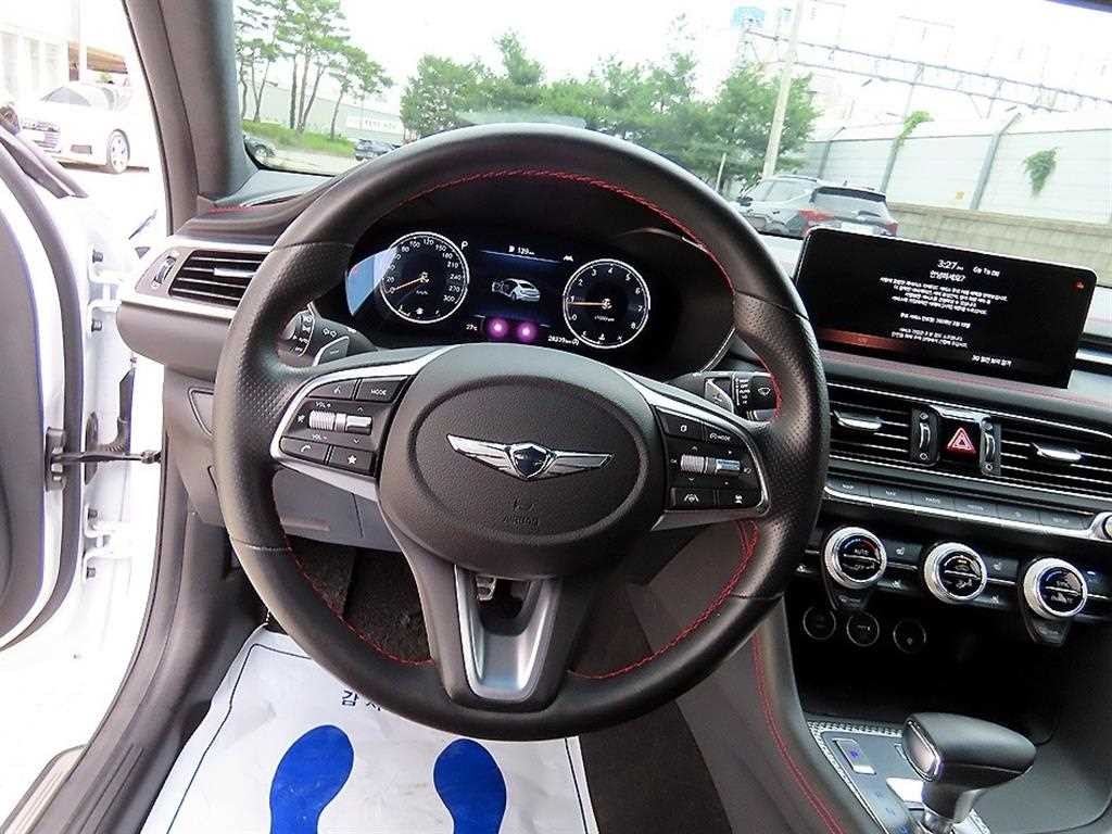 제네시스 G70 더 뉴 G70 가솔린 2.0T 2WD 이미지 8