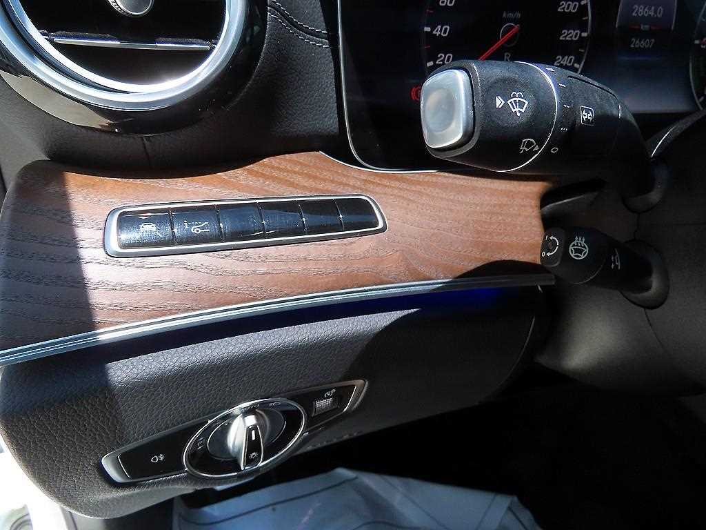 벤츠 E 클래스 E-클래스 W213 E300e 익스클루시브 이미지 12