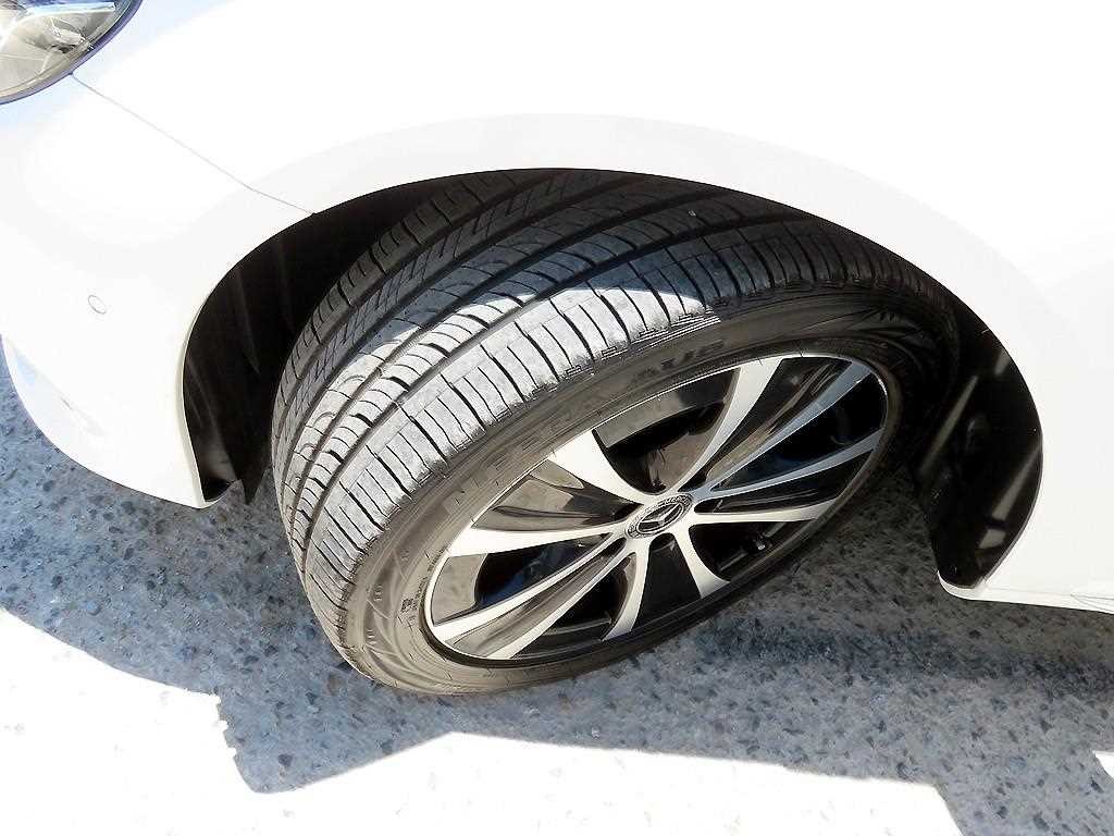 벤츠 E 클래스 E-클래스 W213 E300e 익스클루시브 이미지 20