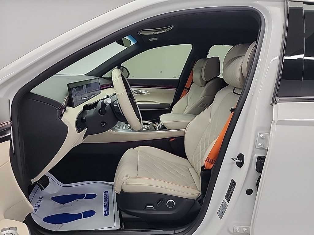 제네시스 GV70 2.5T 가솔린 AWD 스포츠 이미지 11