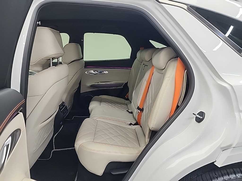 제네시스 GV70 2.5T 가솔린 AWD 스포츠 이미지 12