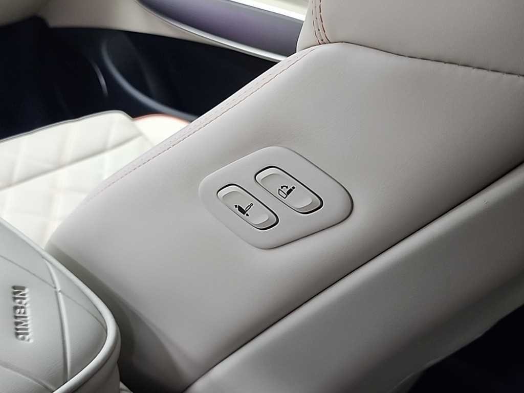 제네시스 GV70 2.5T 가솔린 AWD 스포츠 이미지 13