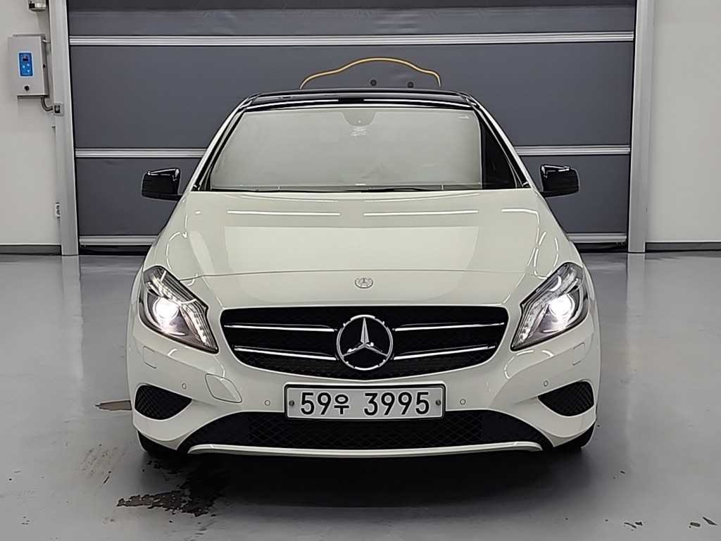 벤츠 A 클래스 A클래스 W176 A200 CDI 나이트 이미지 2