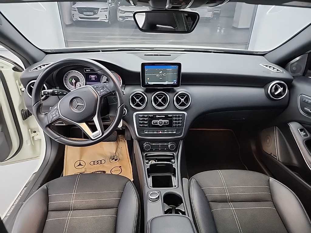 벤츠 A 클래스 A클래스 W176 A200 CDI 나이트 이미지 7