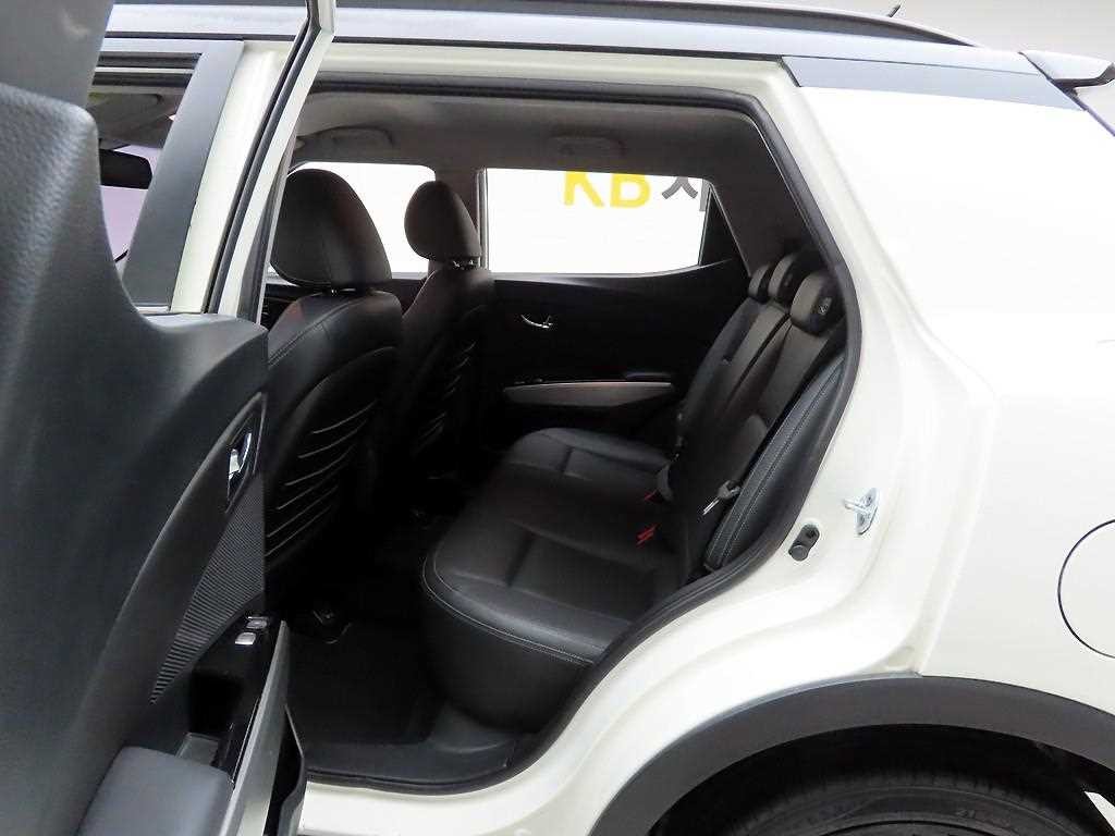 KG모빌리티(쌍용) 티볼리 가솔린 2WD 1.6 VX 이미지 15