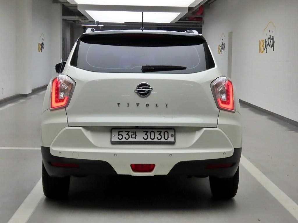 KG모빌리티(쌍용) 티볼리 가솔린 2WD 1.6 VX 이미지 3