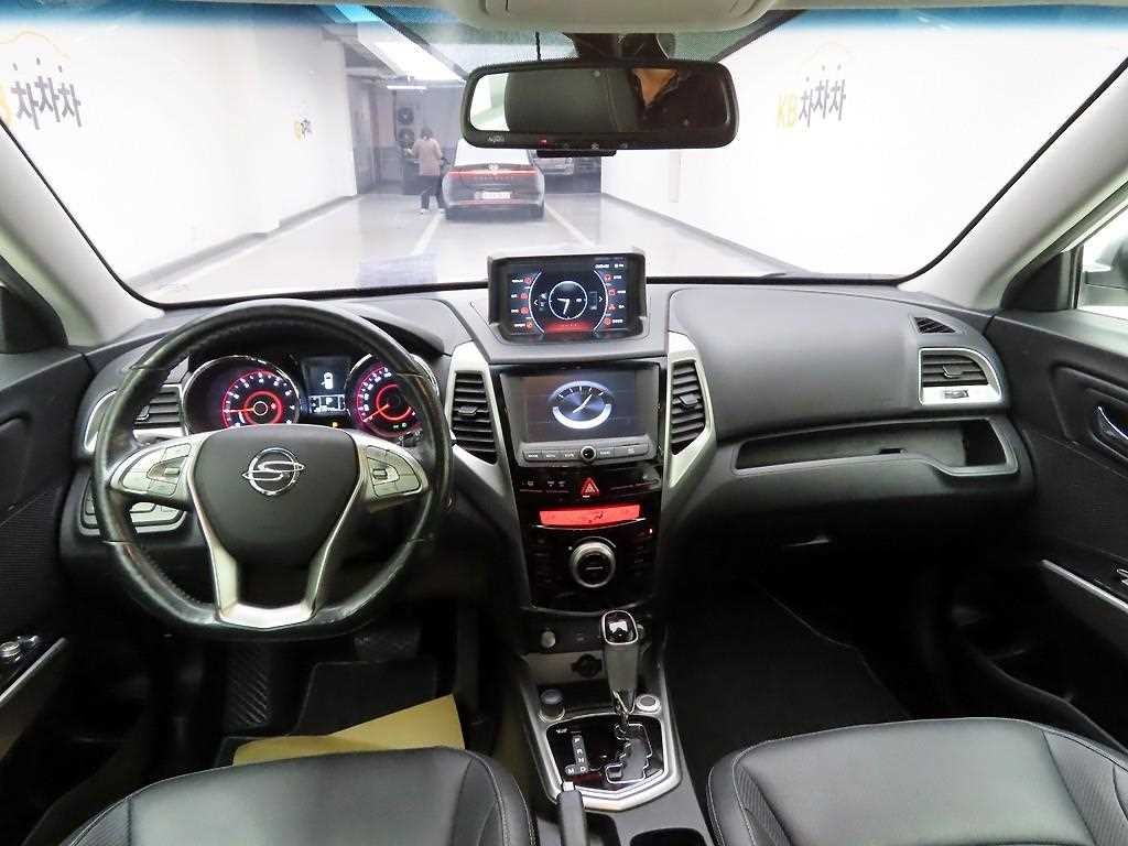 KG모빌리티(쌍용) 티볼리 가솔린 2WD 1.6 VX 이미지 6