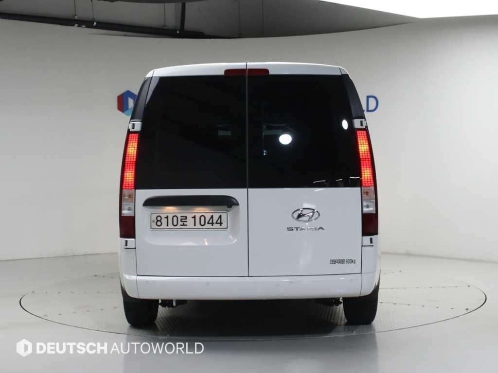 현대 스타리아 2WD 디젤 카고 스마트 5인승 이미지 4