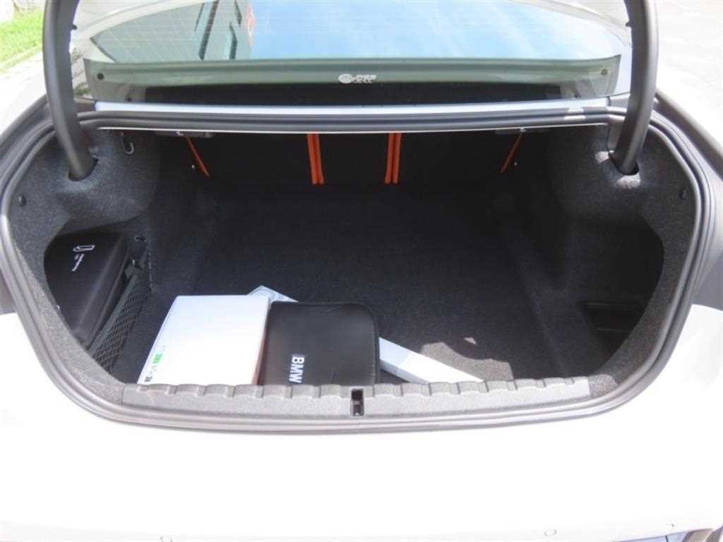 BMW 4시리즈 M4 (G82) 컴패티션 M xDrive 이미지 18