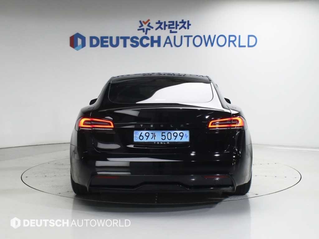 테슬라 모델 S AWD 이미지 4