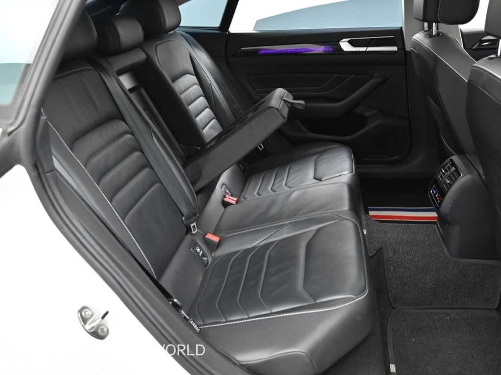 폭스바겐 아테온 2.0 TDI 프레스티지 이미지 12