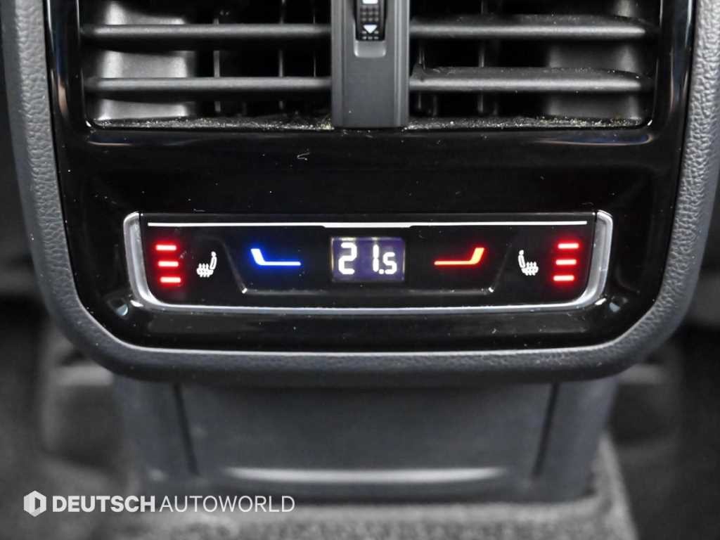 폭스바겐 아테온 2.0 TDI 프레스티지 이미지 16